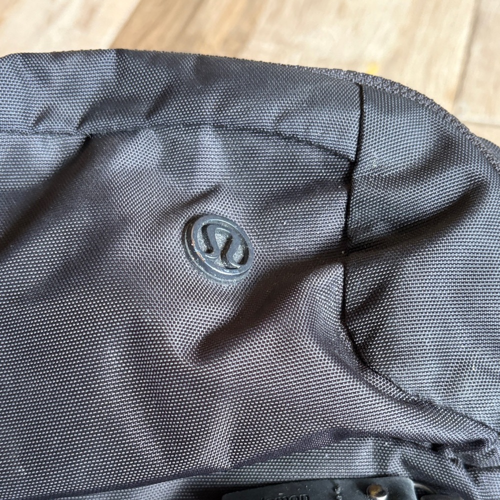 lululemon athletica Performance Backpack - Picture 2 of 8